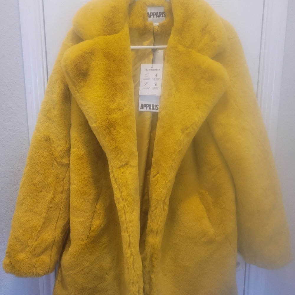 APPARIS mustard Yellow Beautiful Fur Coat. NWT. Brand New. Apparis Winter Coat - Picture 7 of 8